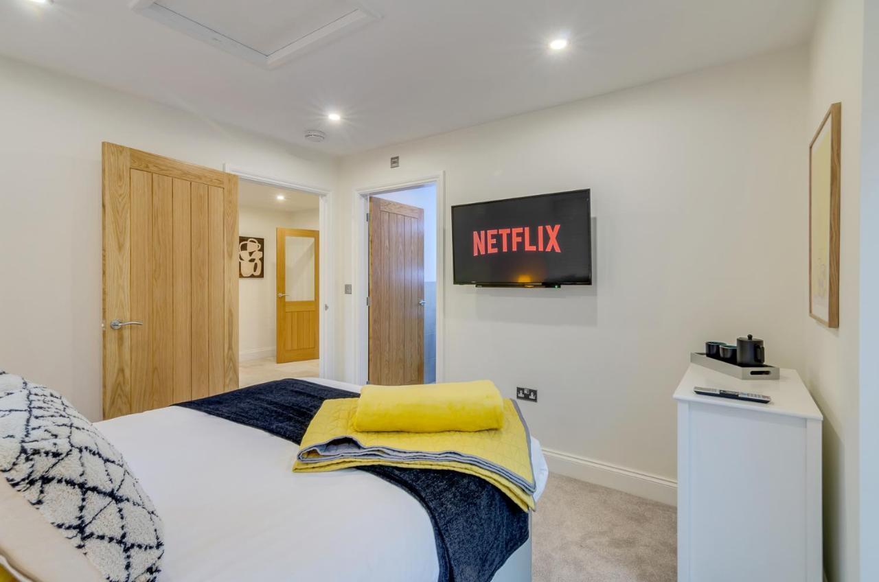 Spacious 6-Bed Home, Near The Norfolk Broads Clippesby ภายนอก รูปภาพ